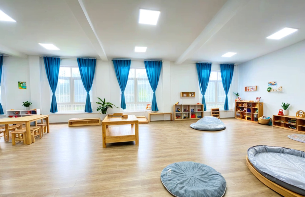 Sàn nhựa bóc dán giả gỗ Glotex Sàn nhựa bóc dán giả gỗ Glotex